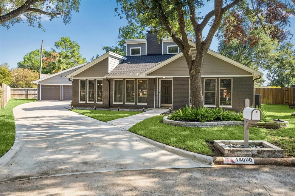 Unit for sale at 14006 Baltrusol Drive, Houston, TX 77095