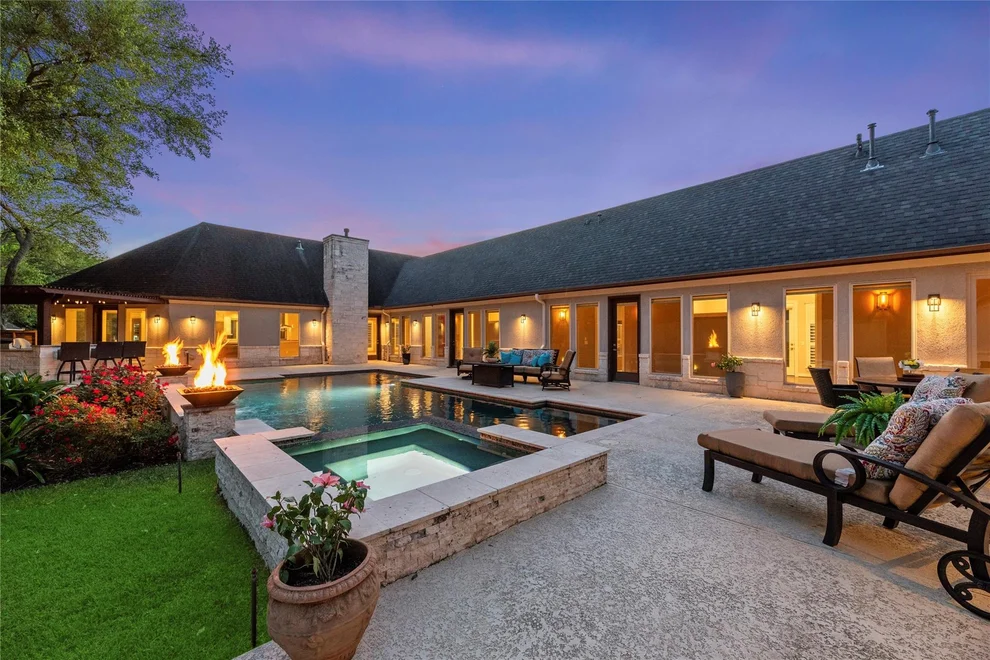 Unit for sale at 2911 S Saddlebrook Lane, Katy, TX 77494