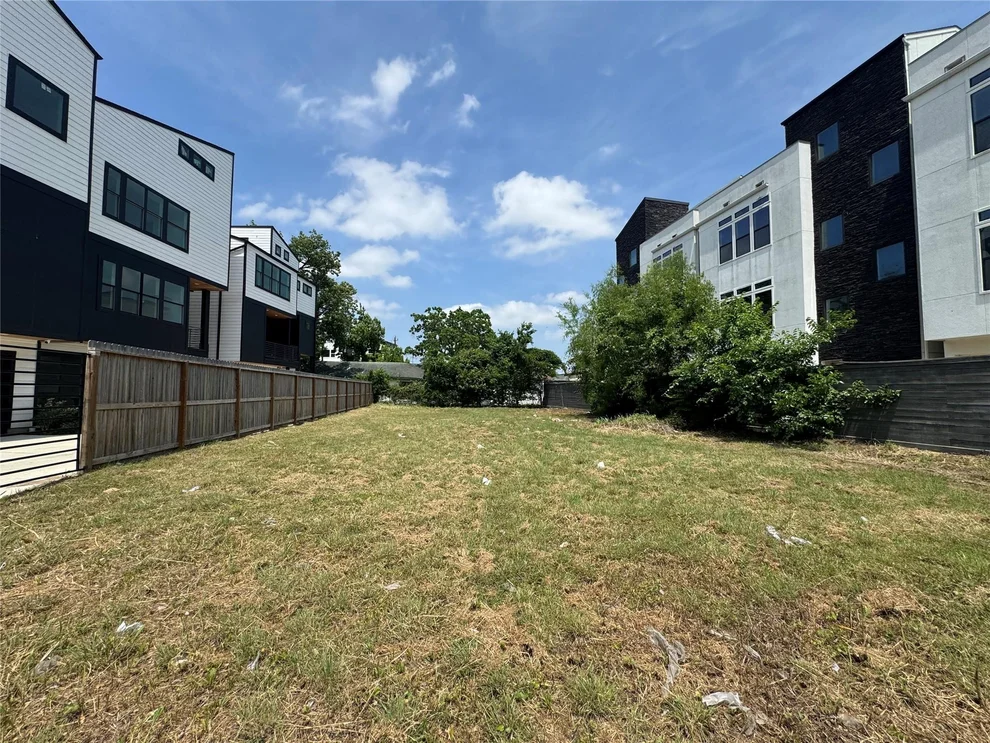 Unit for sale at 1611 Wheeler Street, Houston, TX 77004