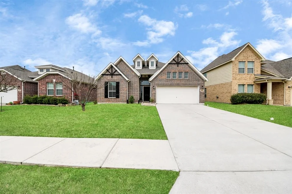 Unit for sale at 4815 Bay Vista Drive, Baytown, TX 77523