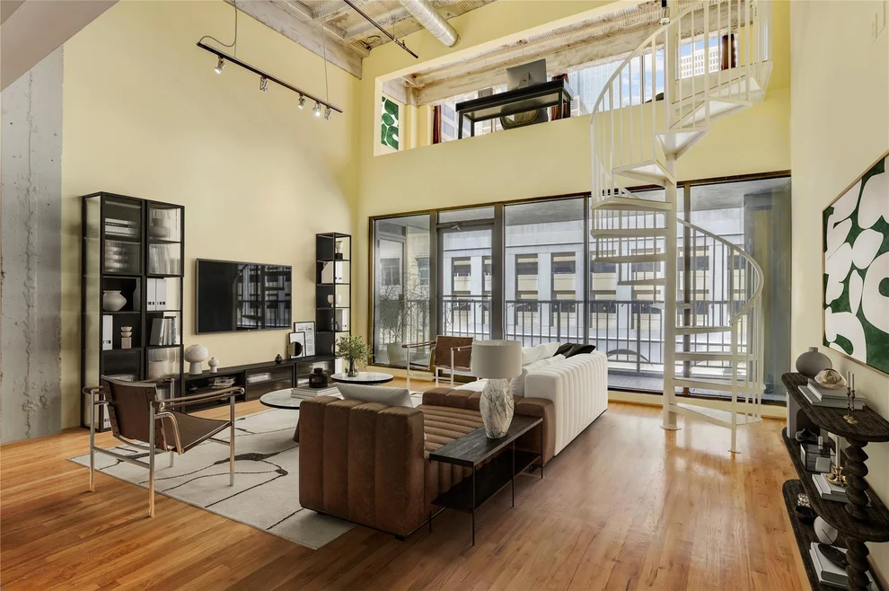 Unit for sale at 917 Main Street, Houston, TX 77002