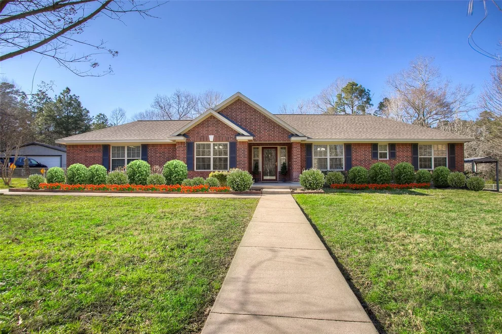 Unit for sale at 2415 Fm 1375 Road E, Huntsville, TX 77340