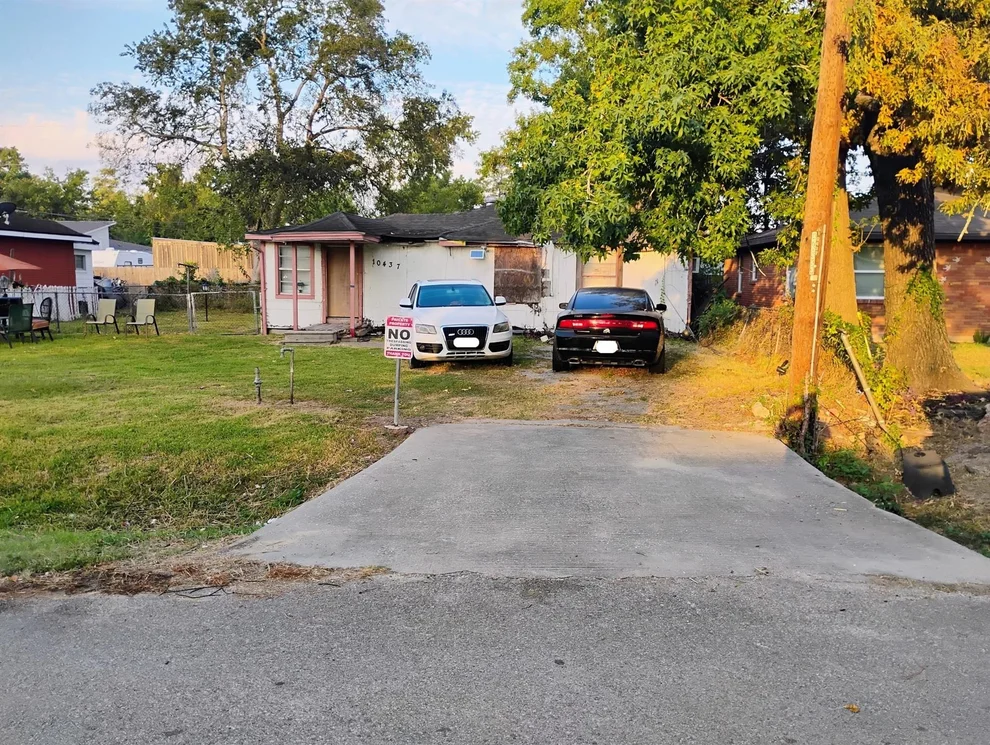 Unit for sale at 10437 Barnham Street, Houston, TX 77016