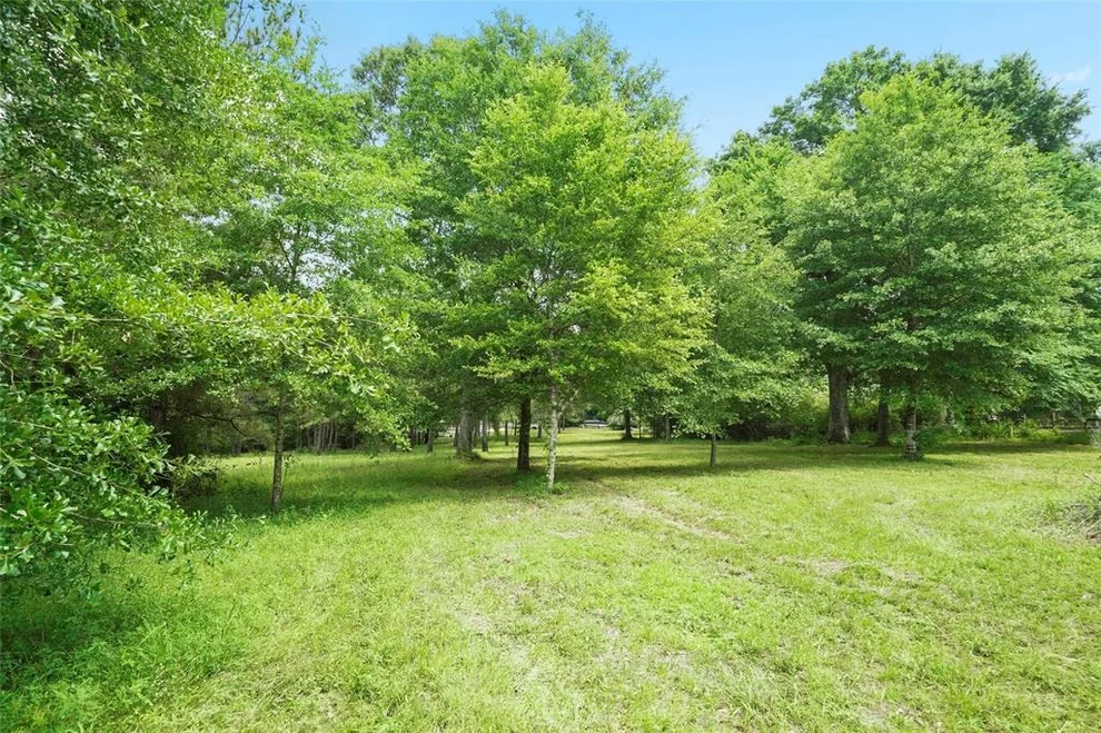 Unit for sale at 2700 Spring Branch Road, Montgomery, TX 77316