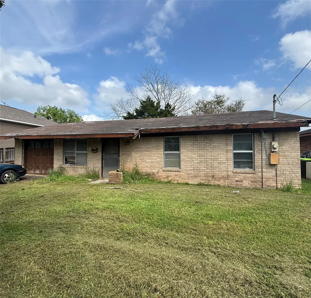 Unit for sale at 503 Correll Avenue, Wharton, TX 77488