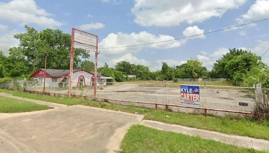 Unit for sale at 10022 Eastex Freeway, Houston, TX 77093