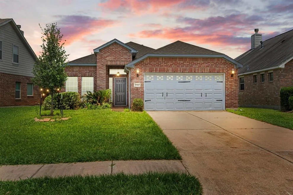 Unit for sale at 7707 Butler Lakes Court, Rosenberg, TX 77469