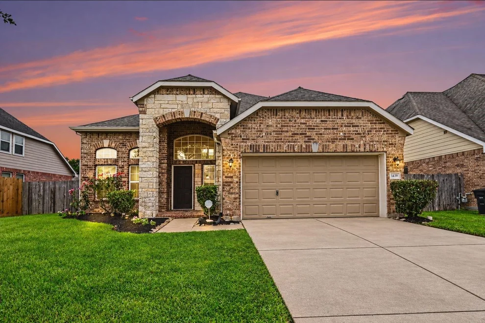 Unit for sale at 1439 Barras Street, Alvin, TX 77511
