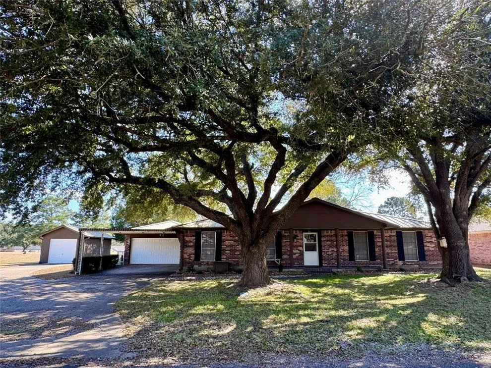 Unit for sale at 88 Coral Gables, Trinity, TX 75862