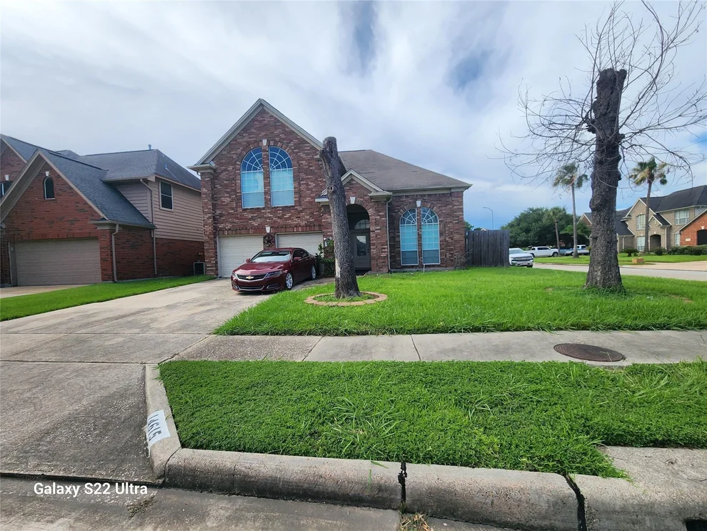 Unit for sale at 14615 Woodmaple Court, Houston, TX 77015