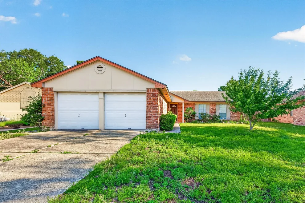 Unit for sale at 14230 Montaigne Drive, Cypress, TX 77429