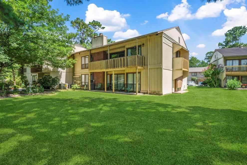 Unit for sale at 15919 Golf Club Drive, Crosby, TX 77532