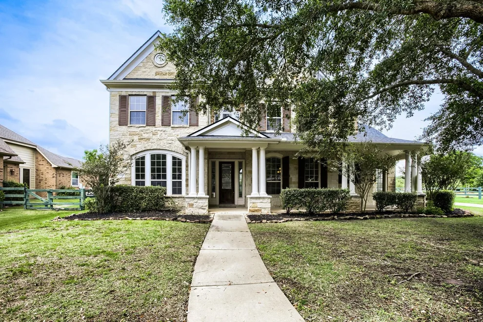 Unit for sale at 5106 Water Oak Crescent, Fulshear, TX 77441