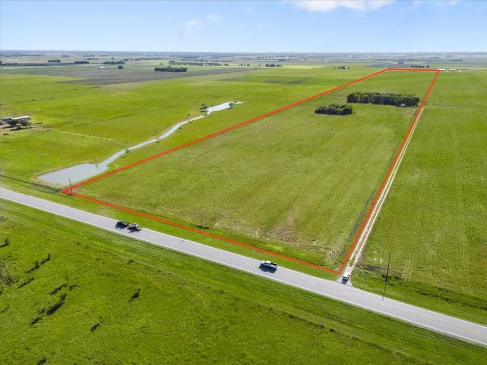 Unit for sale at 16020 Fm 1489 Road, Wallis, TX 77485