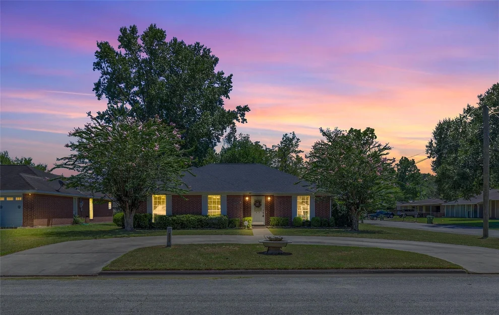 Unit for sale at 2402 Holly Street, Liberty, TX 77575