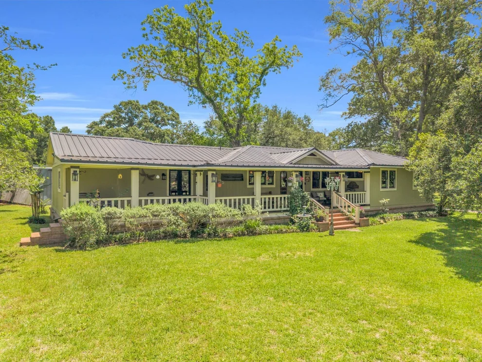 Unit for sale at 17821 Brown Road, Conroe, TX 77306