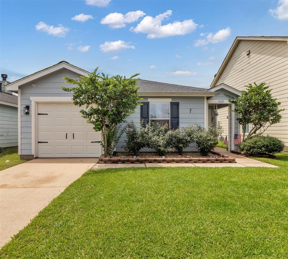 Unit for sale at 11327 Log Cabin Lane, Tomball, TX 77375