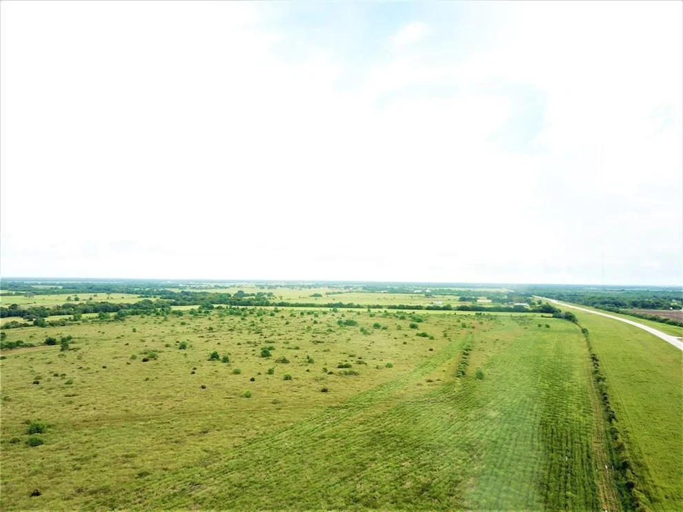 Unit for sale at 11402 Fm 2004, Santa Fe, TX 77510