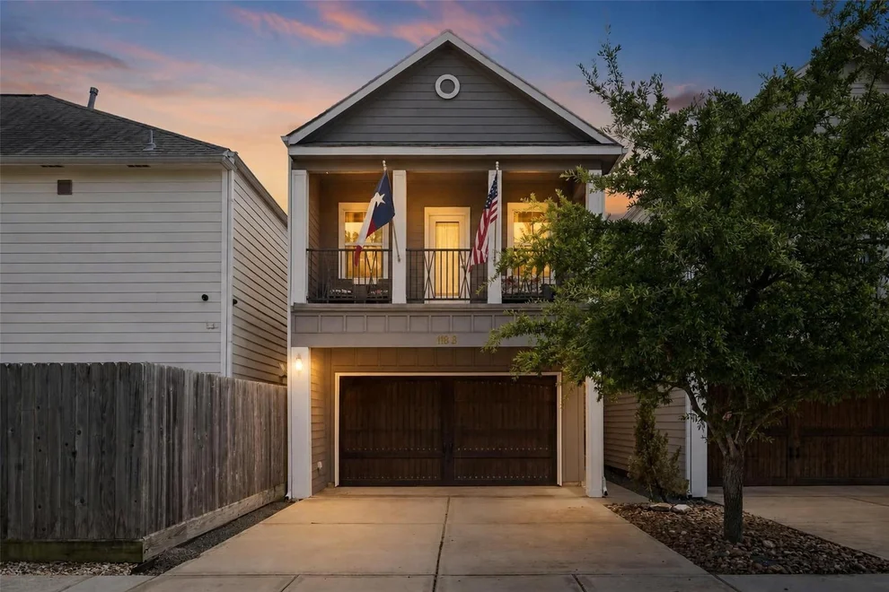Unit for sale at 118 E 27th Street, Houston, TX 77008