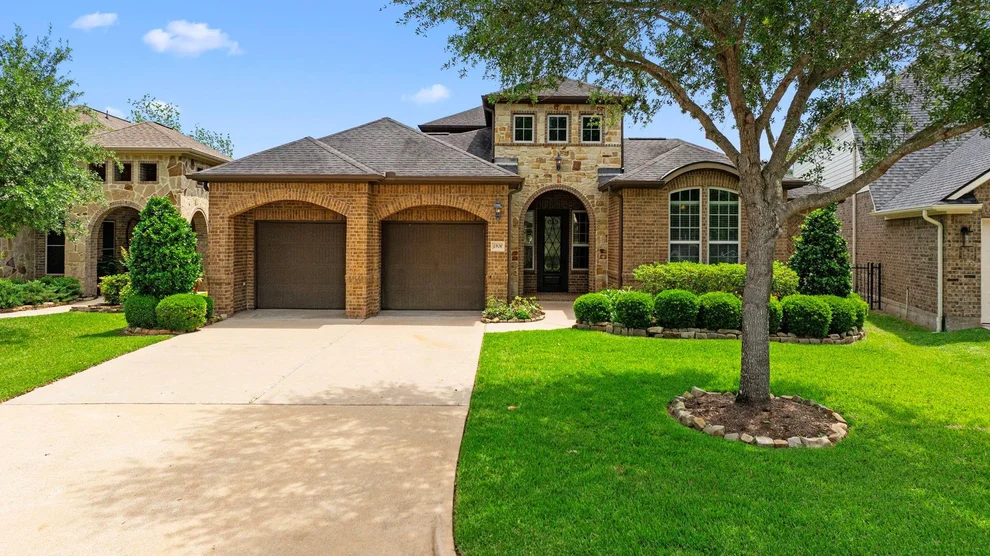 Unit for sale at 4926 Westchester Drive, Fulshear, TX 77441