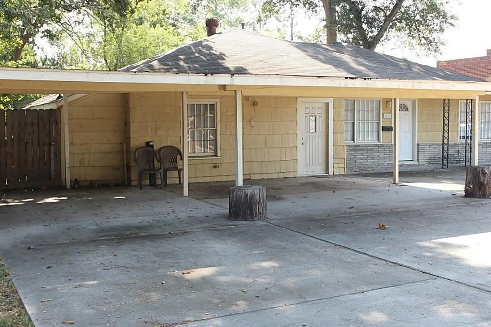 Unit for sale at 1418 Longhorn Drive, Houston, TX 77080