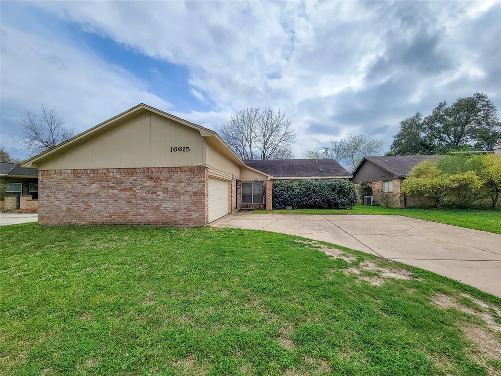 Unit for sale at 16615 Moary Firth Drive, Houston, TX 77084