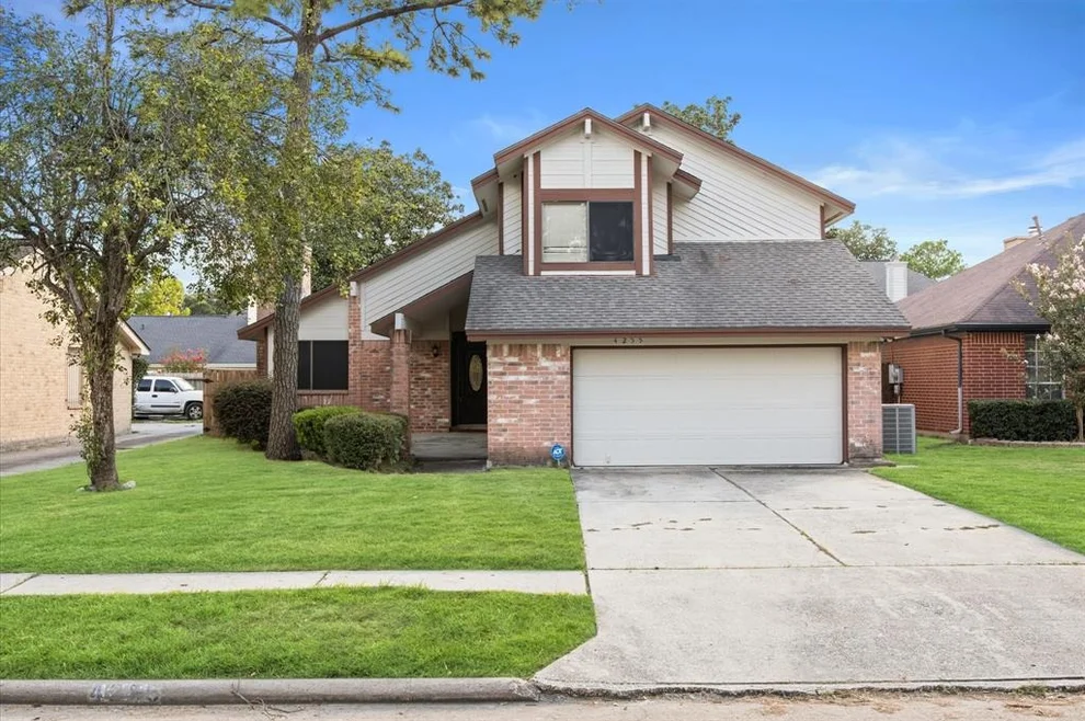 Unit for sale at 4255 Bridledon Lane, Houston, TX 77014