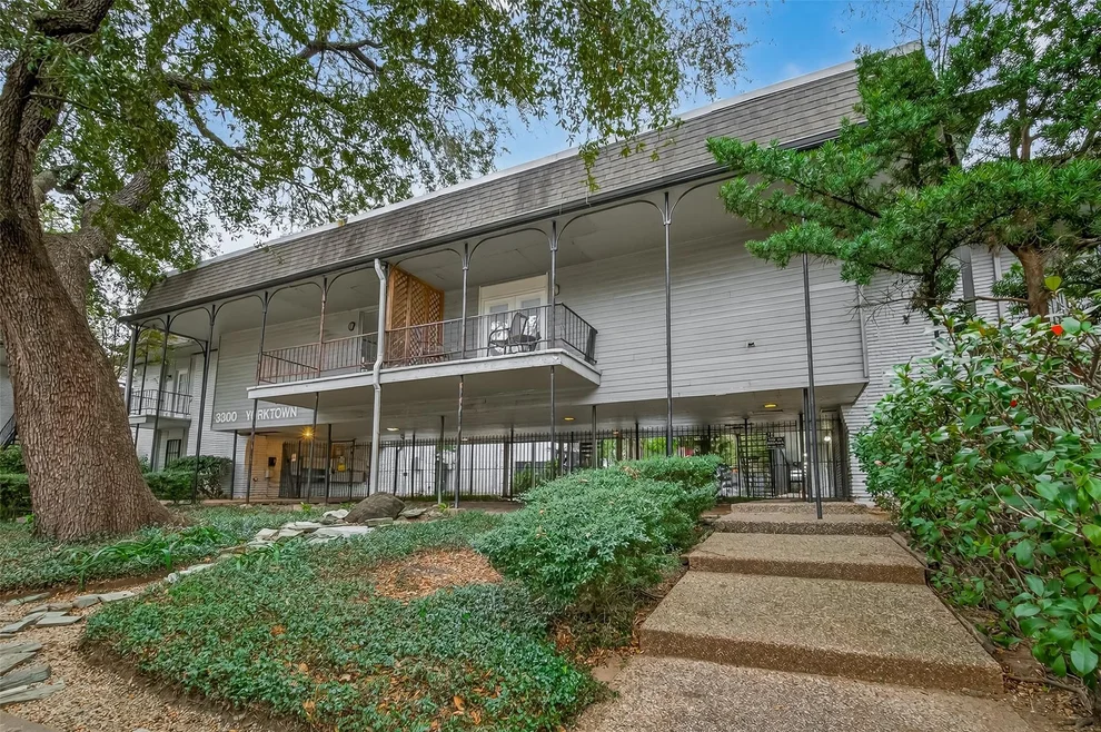 Unit for sale at 3300 Yorktown Street, Houston, TX 77056