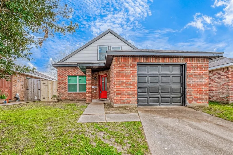 Unit for sale at 7725 Ellis Drive, Missouri City, TX 77489