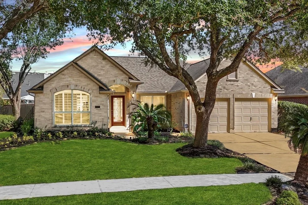 Unit for sale at 7403 Orchard Hills Lane, Sugar Land, TX 77479