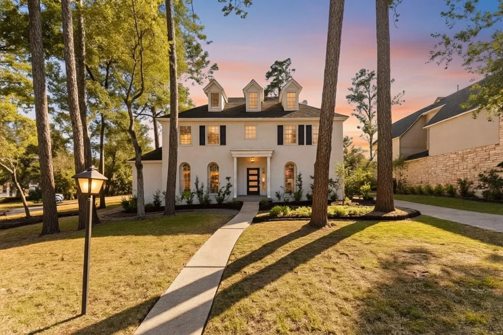 Unit for sale at 3 Outervale Place, The Woodlands, TX 77381