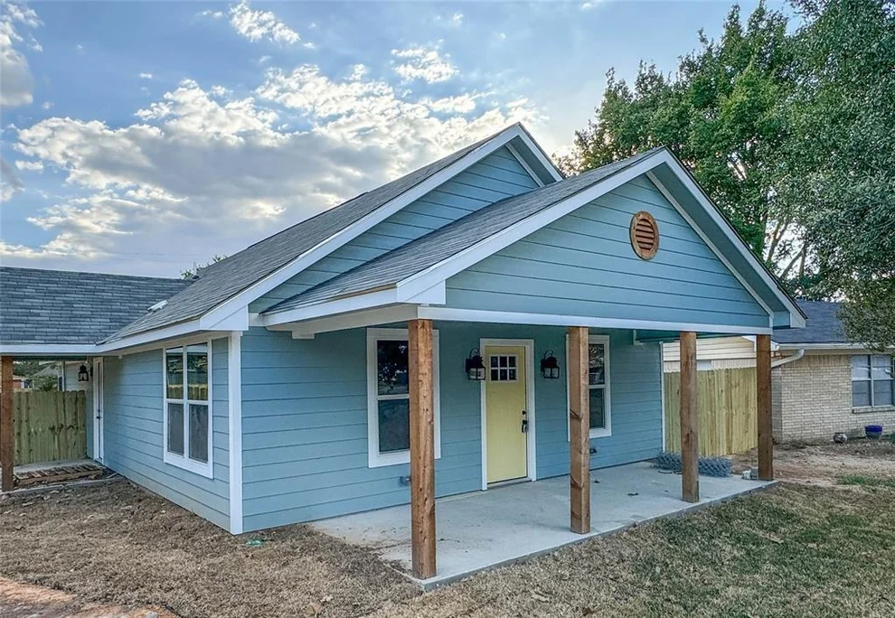 Unit for sale at 6 Patinka Drive, Hearne, TX 77859