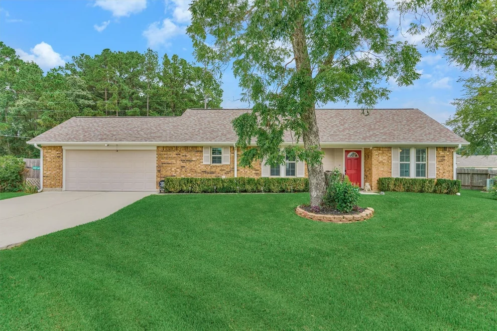 Unit for sale at 15031 Port Circle, Willis, TX 77318
