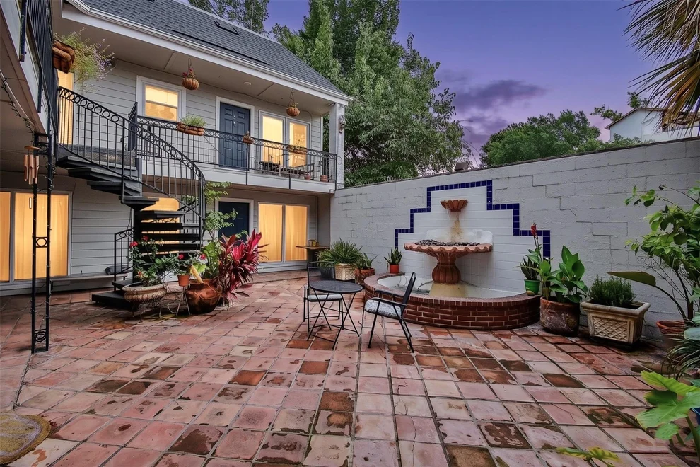 Unit for sale at 1404 Welch Street, Houston, TX 77006
