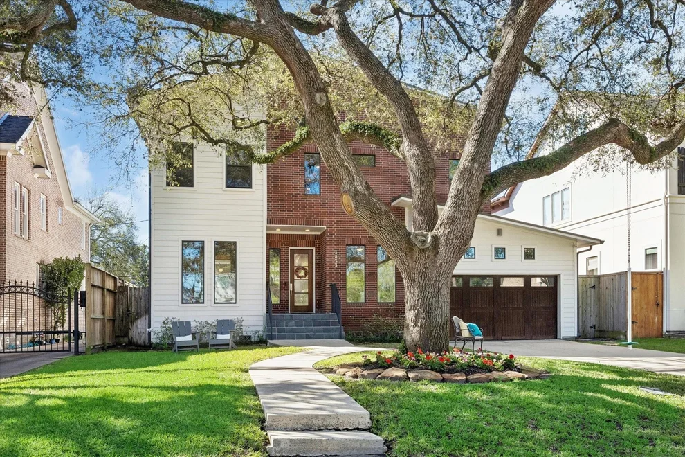 Unit for sale at 3833 Drummond Street, Houston, TX 77025