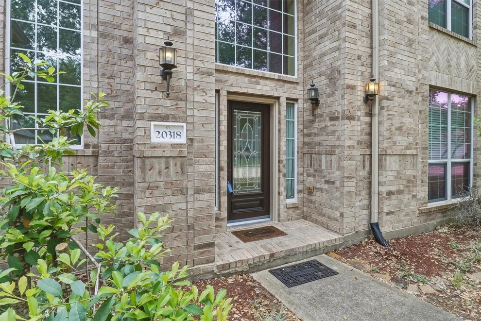 Unit for sale at 20318 Pebble Hollow, Richmond, TX 77407