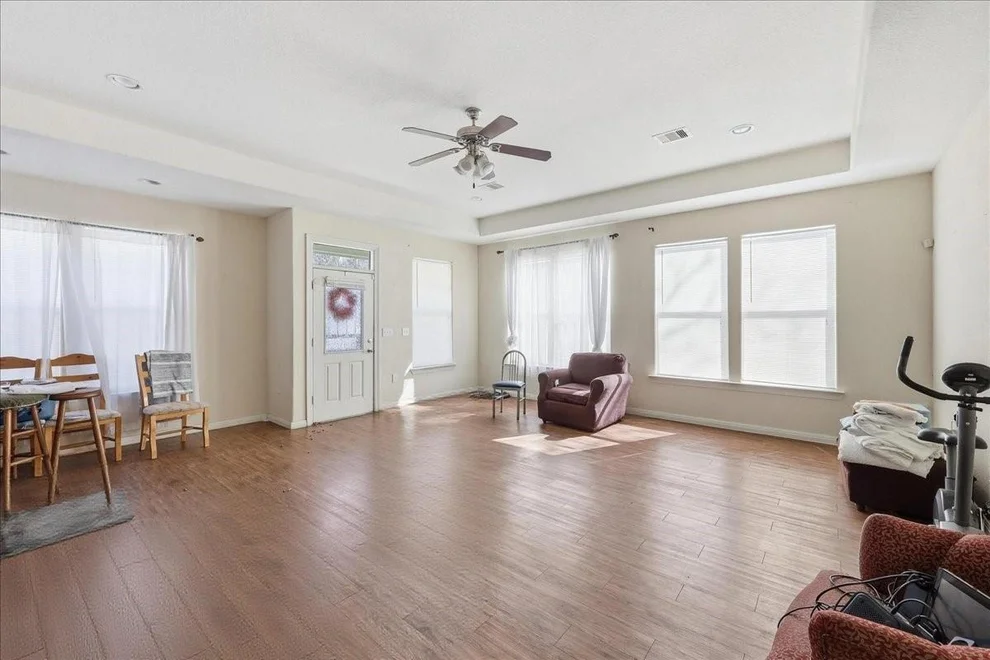 Unit for sale at 3565 West Avenue, Beaumont, TX 77703
