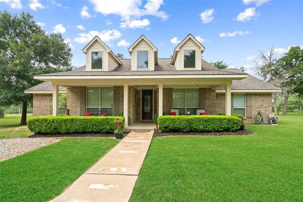 Unit for sale at 32041 Fm 1736 Road, Hempstead, TX 77445