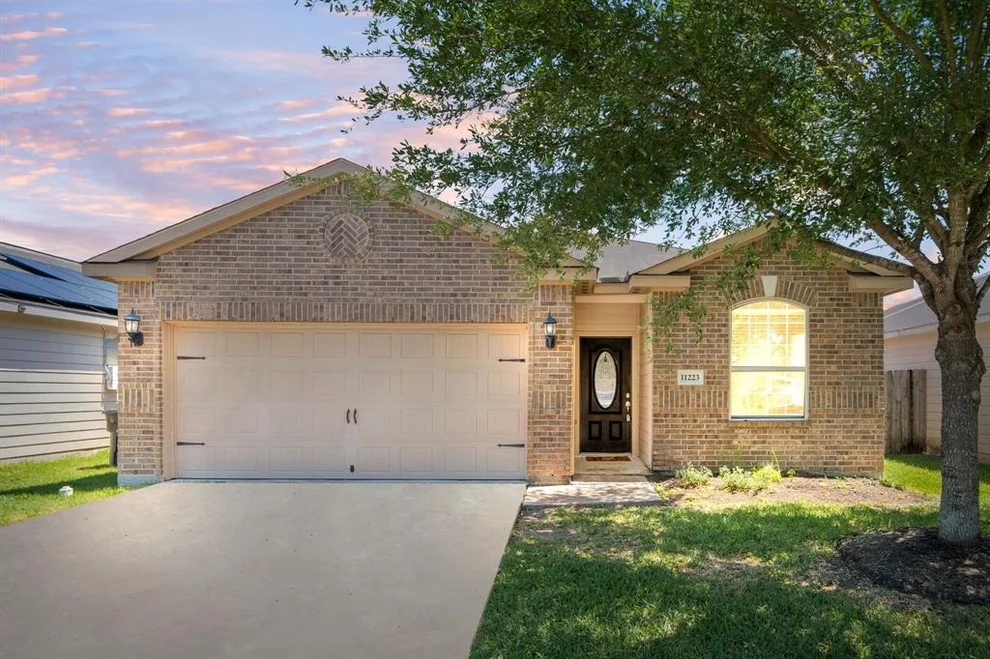 Unit for sale at 11223 Hall Greens Court, Houston, TX 77075