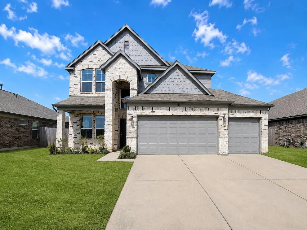 Unit for sale at 108 Grazing Meadows Lane, Waller, TX 77484