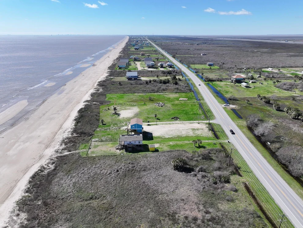 Unit for sale at 1220 Highway 87 Highway, Gilchrist, TX 77617