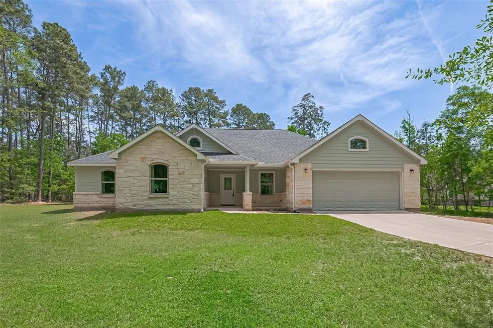 Unit for sale at 30418 Highland Boulevard, Magnolia, TX 77354