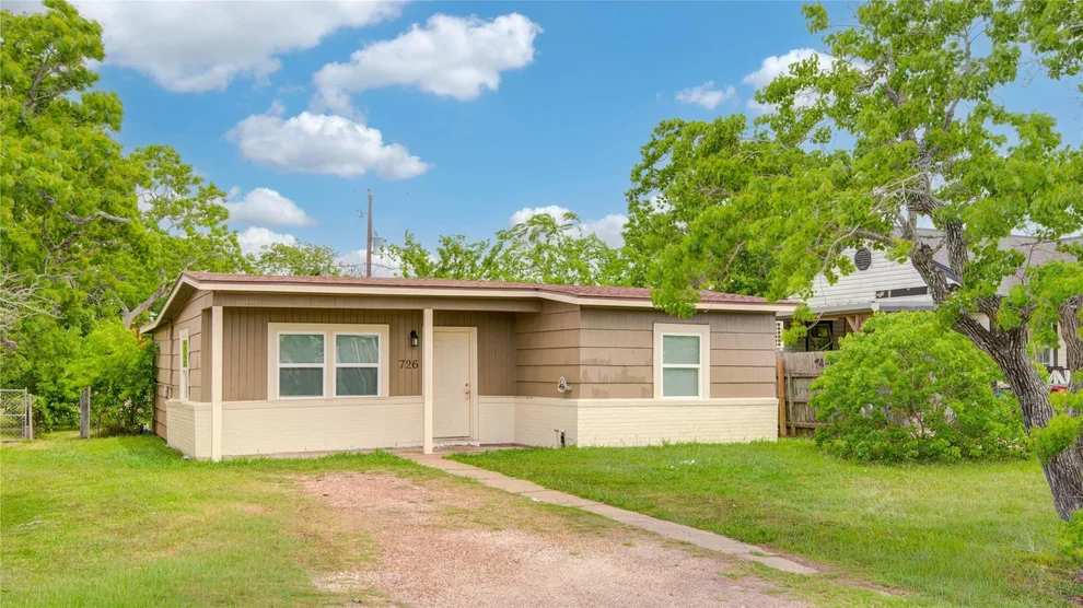 Unit for sale at 726 W 6th Street, Freeport, TX 77541