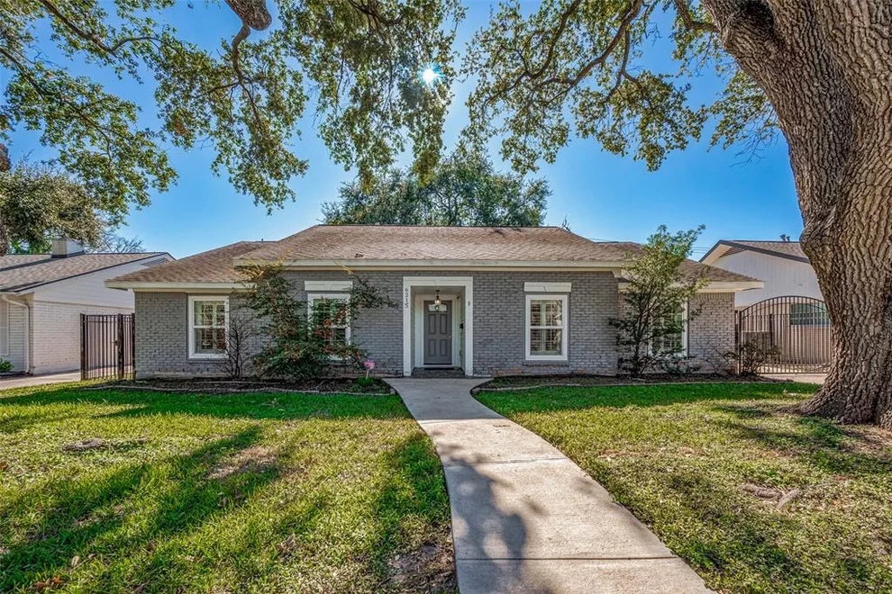 Unit for sale at 6215 Cheena Drive, Houston, TX 77096