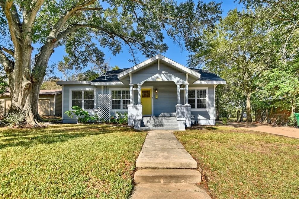 Unit for sale at 603 Crockett Street, Brenham, TX 77833