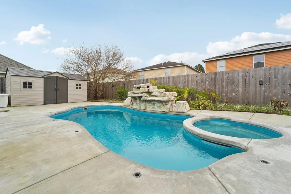 Unit for sale at 6715 Lilacbrook Court, Spring, TX 77379