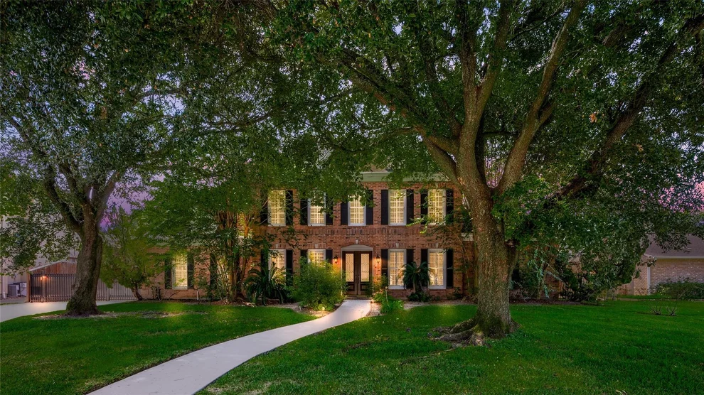 Unit for sale at 5573 Sugar Hill Drive, Houston, TX 77056