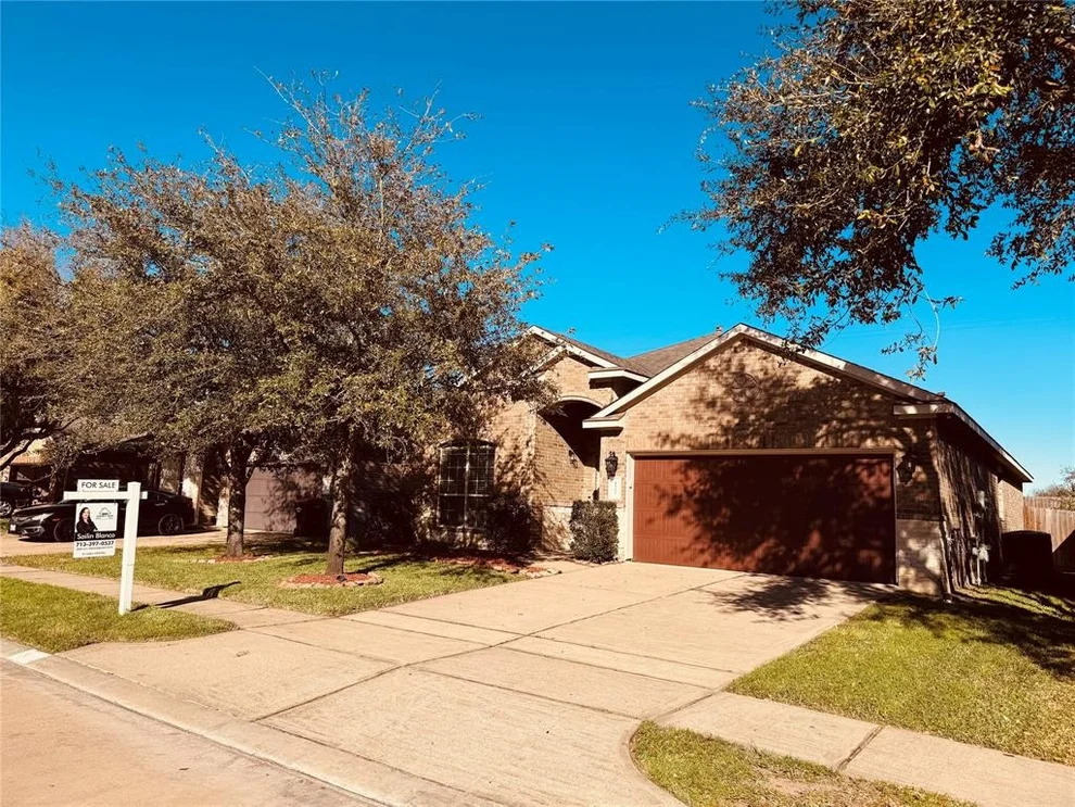 Unit for sale at 8522 Windy Path Lane, Cypress, TX 77433