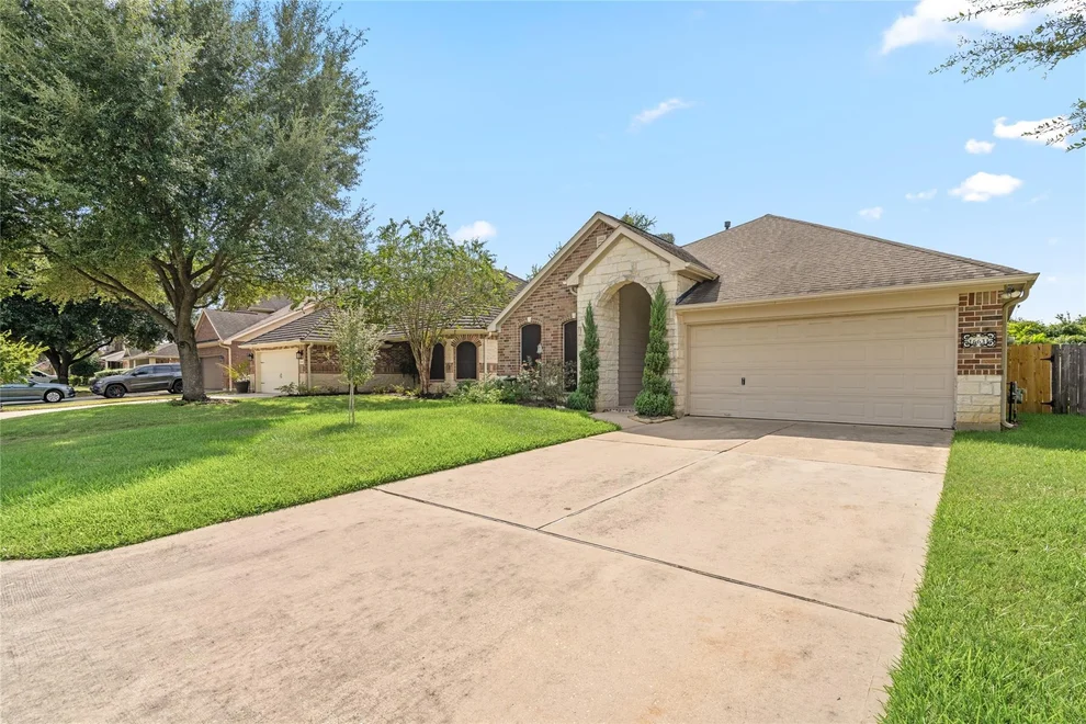 Unit for sale at 16631 Cypresswick Lane, Spring, TX 77379