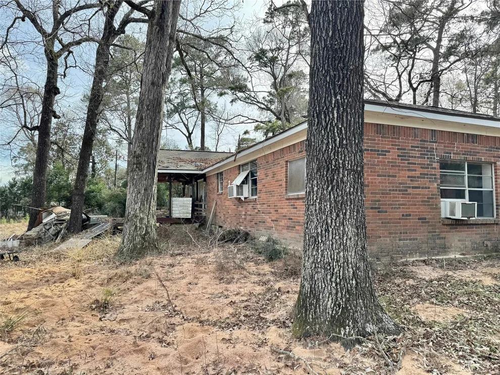 Unit for sale at 14606 Brooks Road, Conroe, TX 77302